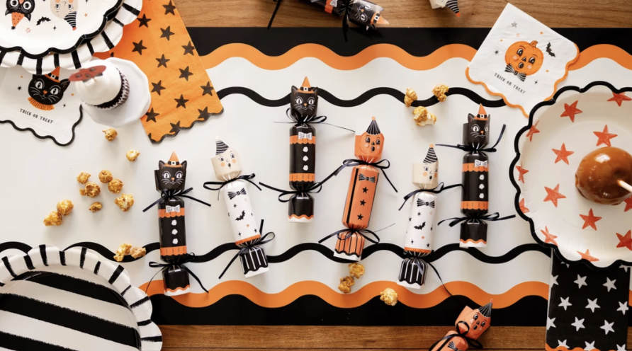 Vintage Characters Party Crackers