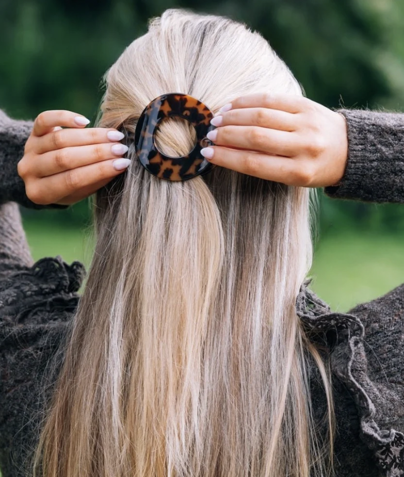 Tortoise | Small | Flat Circle Hair Clip