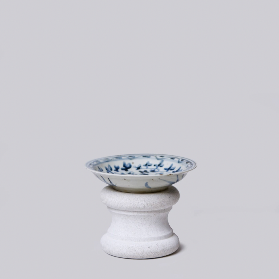 Blue and White Porcelain Noble Character Dish