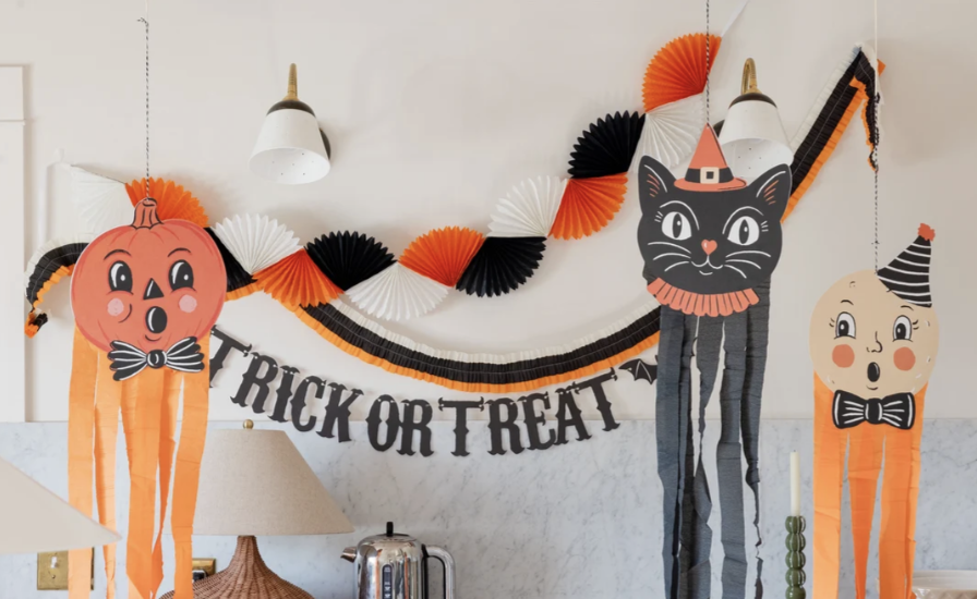 Vintage Hanging Characters with Streamers