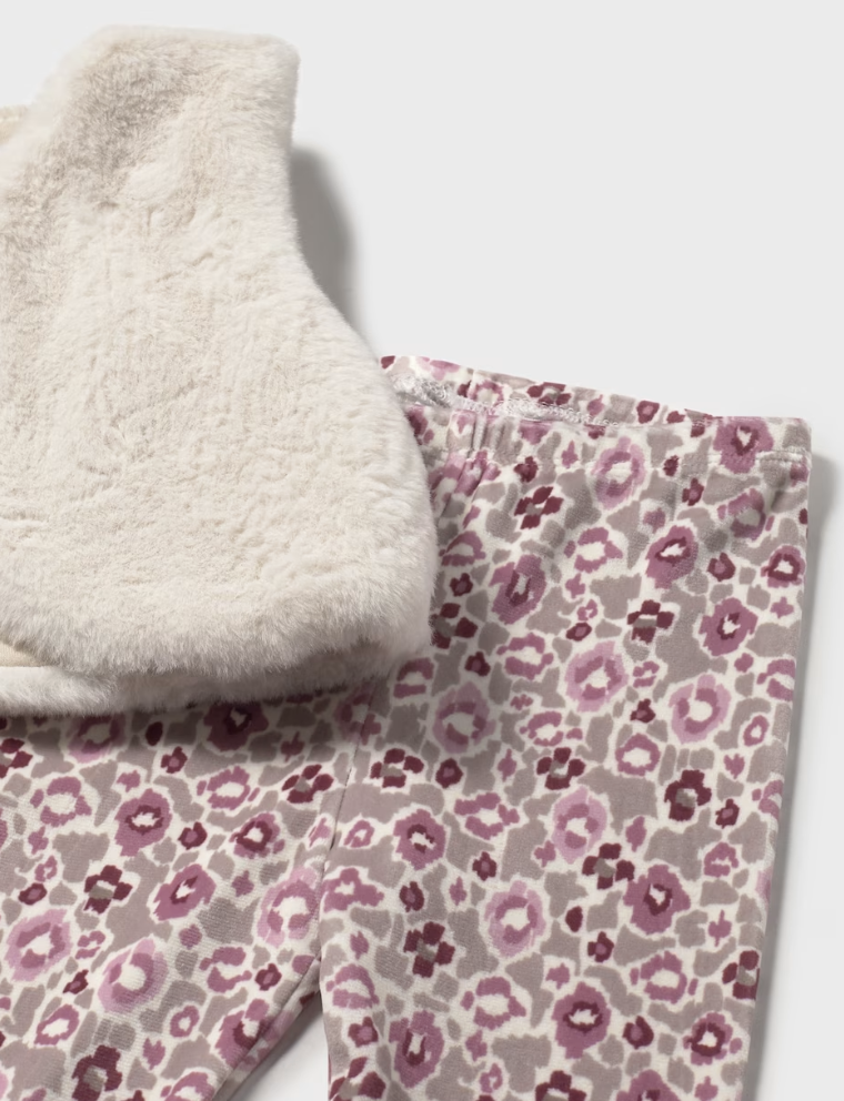 Three Piece Set - Long Sleeve T'Shirt, Faux Fur Vest, + Leggings