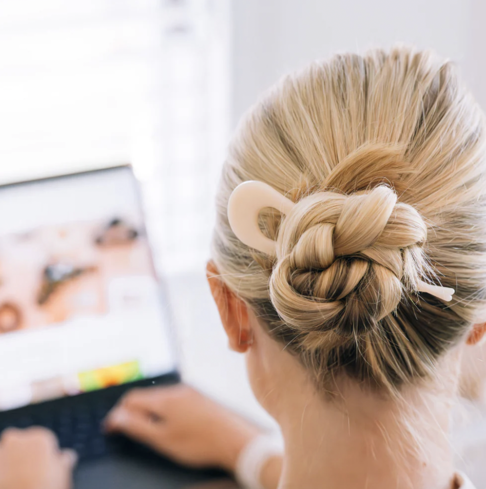 French Hair Pin in Almond Beige
