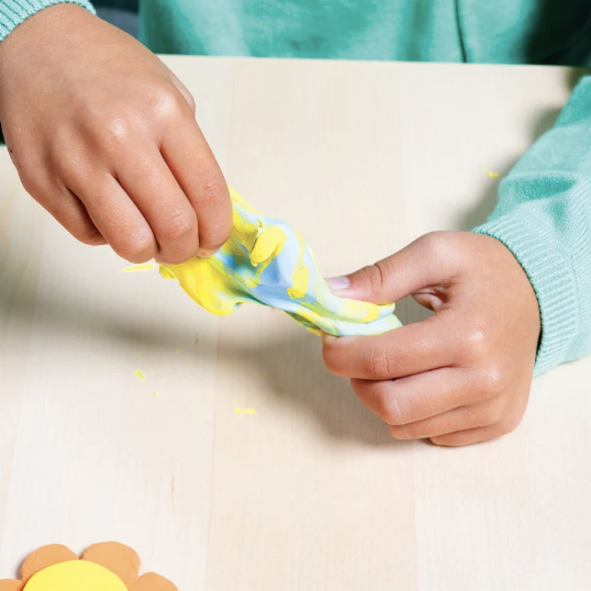 Creatibles Deluxe Air Dry Clay Kit