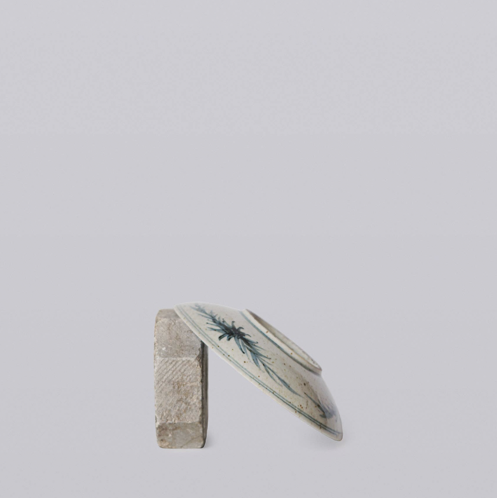 Blue and White Porcelain Floral Bouquet Dish