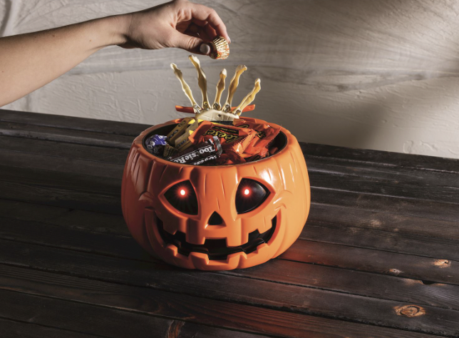 Animated Jack-O-Lantern Candy Bowl