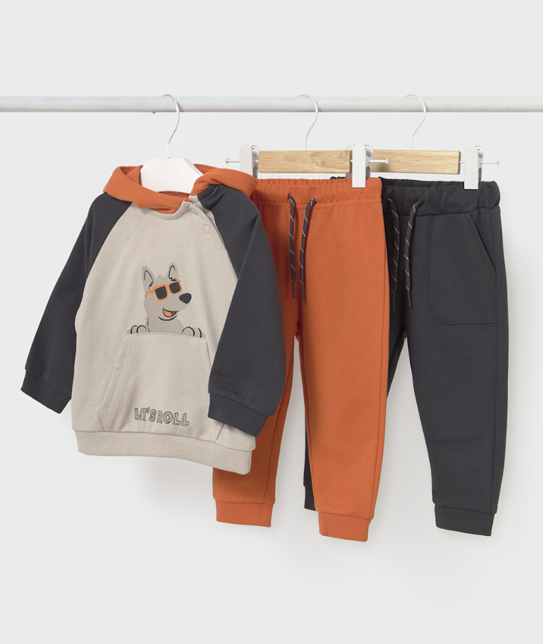 Tracksuit with Two Pairs of Track Pants