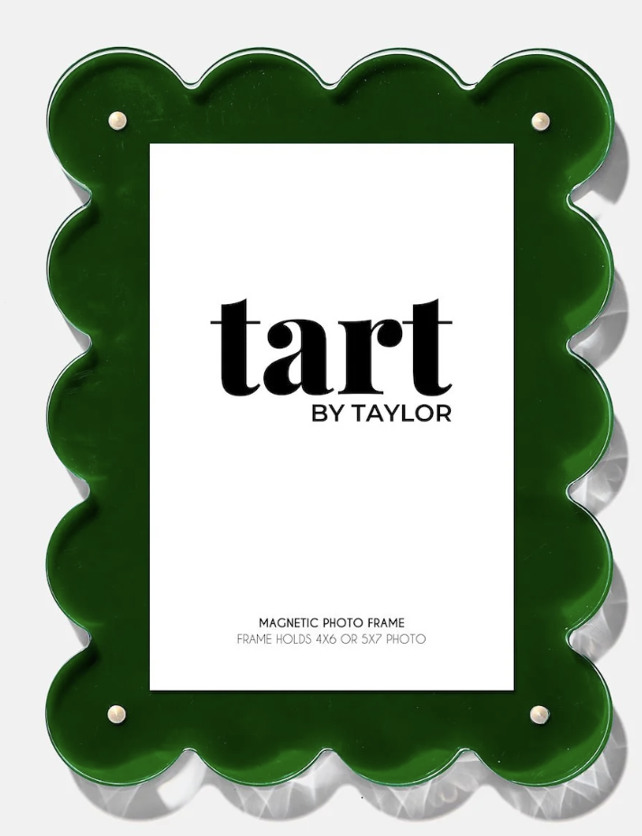 Green Scalloped Acrylic Picture Frame