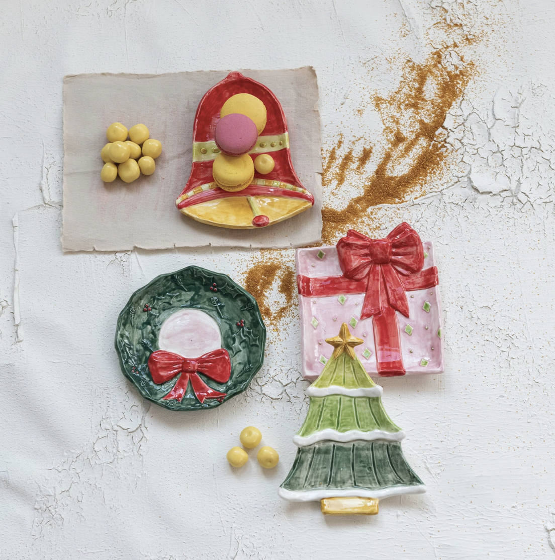 Holiday Shaped Dishes