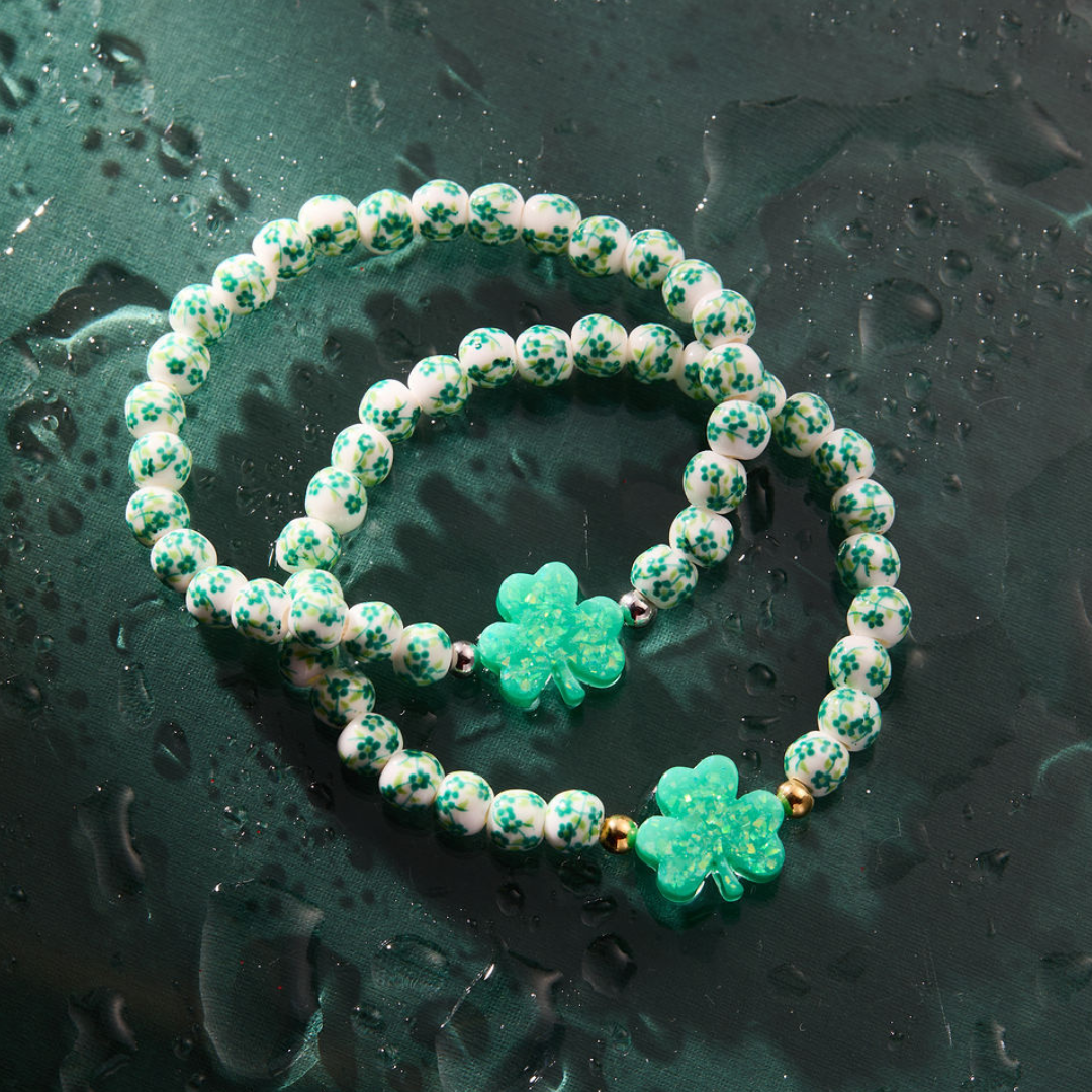 HOLY WATER PORCELAIN SHAMROCK BRACELET: Gold Spacer Beads