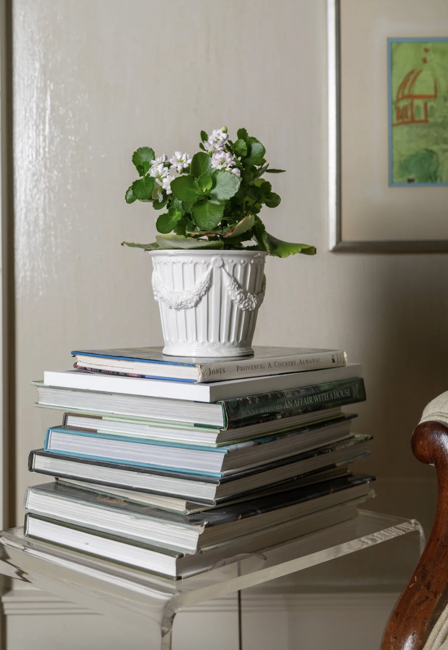 Garland Decor Cream Cachepot, Small