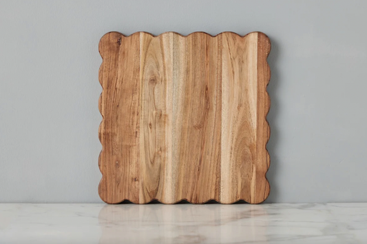 Square Scalloped Cutting Board