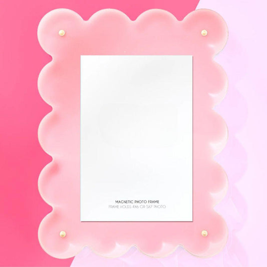 Light Pink Scalloped Acrylic Picture Frame