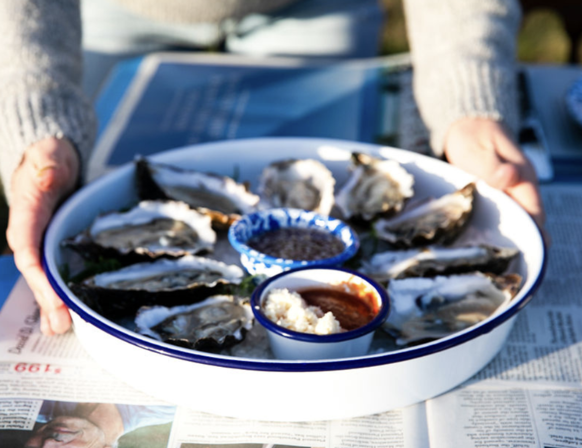 Black Rim Vintage Cocktail Tray/ Deep Dish Pan