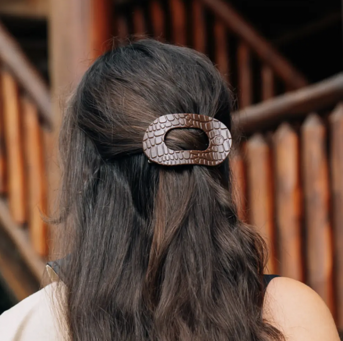 Brown Crocodile Medium Flat Round Hair Clip
