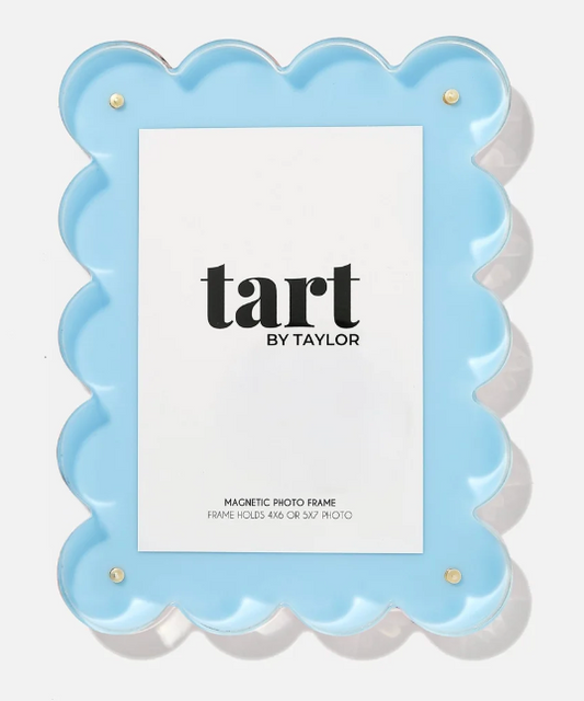 Light Blue Scalloped Acrylic Picture Frame