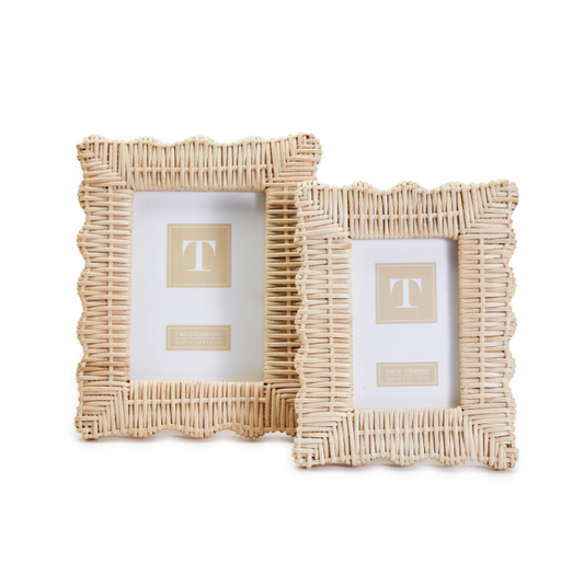 Scalloped Rattan Picture Frame